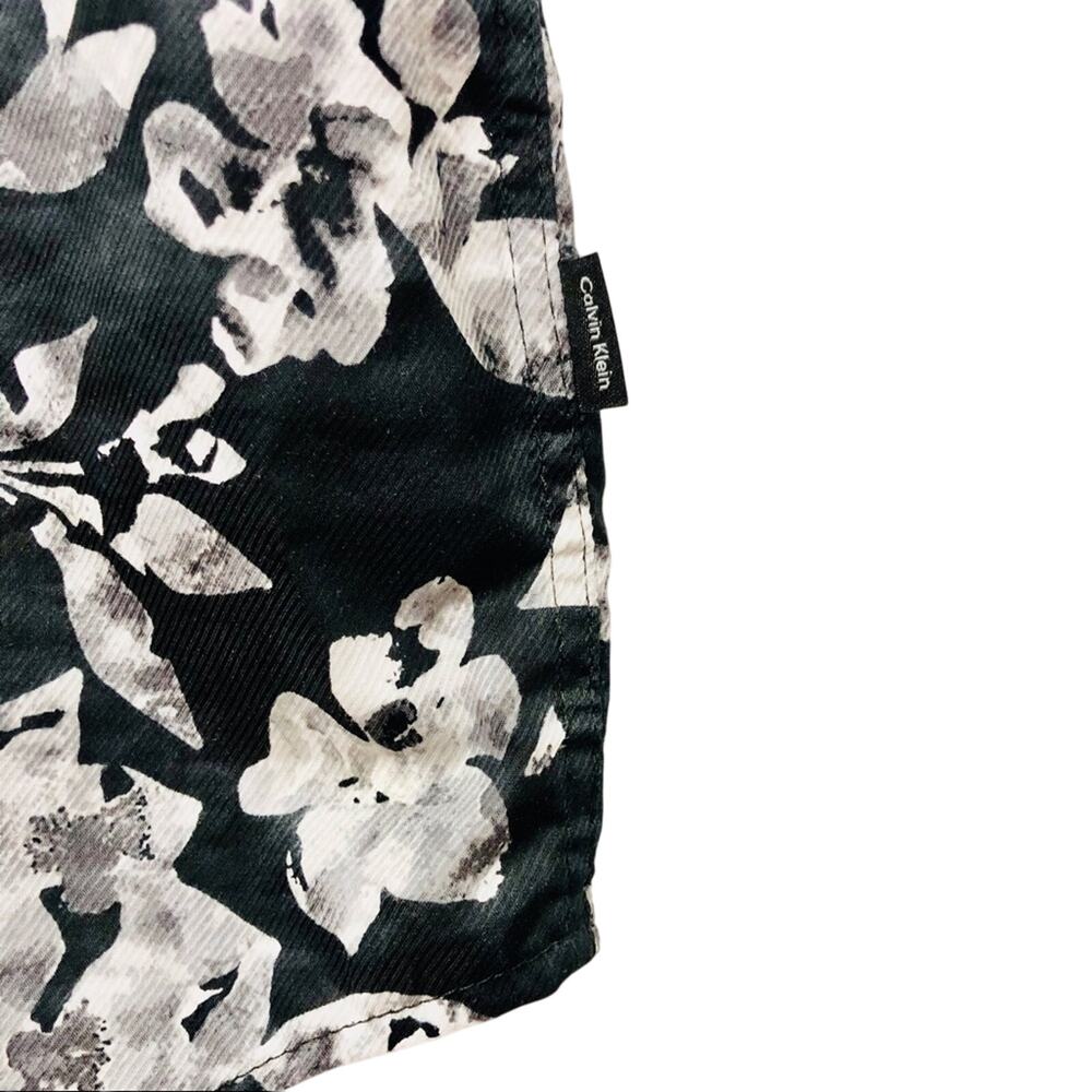 Men’s Calvin Klein black gray graphic floral print button front shirt - Picture 6 of 16